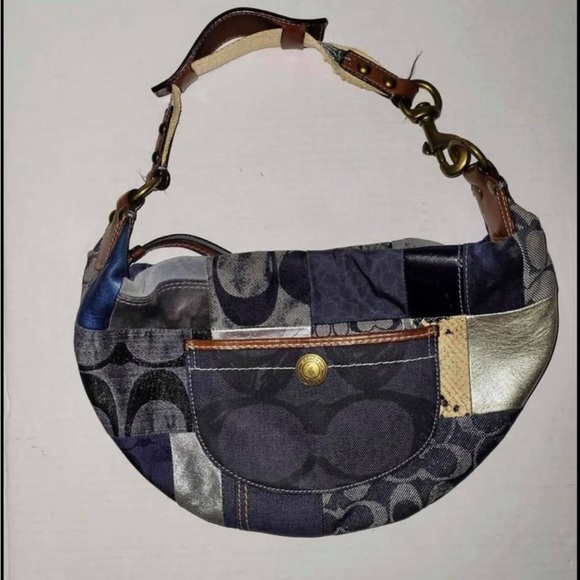 Coach Good condition 👍 - Picture 2 of 6